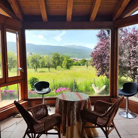 Chalet Jardines De *