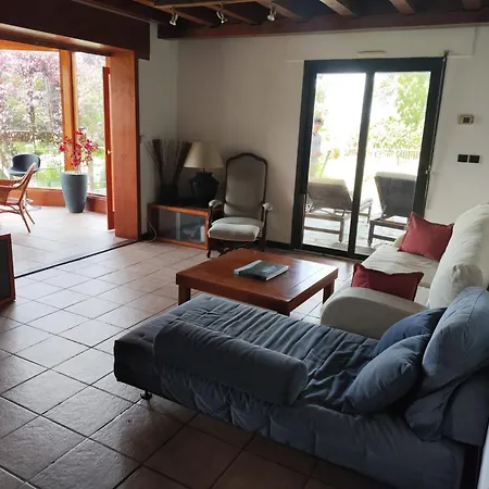 Jardines De Chalet